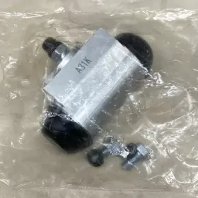 18E370263 ACDELCO Drum Brake Master Cylinder Wheel #2