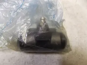 18E382 ACDELCO Drum Brake Master Cylinder Wheel #2