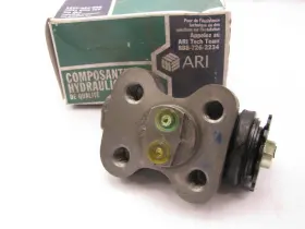 Ari 84-24008 Front Left Rearward Brake Wheel Cylinder 91-94 Isuzu Nrr 92-94 Npr Ari 84-24008 Front Left Rearward Brake Wheel Cylinder 91-94 Isuzu Nrr 92-94 Npr