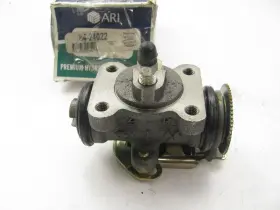 84-24022 ARI Rear Right Forward Brake Master Cylinder Wheel