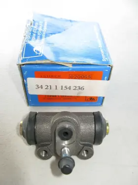 020065 ATE/PREMIUM ONE Rear Brake Master Cylinder Wheel 318I