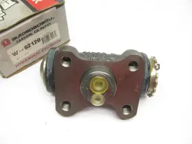 W-62120 AUTO SPECIALTY Rear Left Drum Brake Master Cylinder