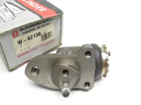 W-62136 AUTO SPECIALTY Front Right Drum Brake Master Cylinder