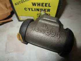 32071 AUTOLINE Delco Moraine Front Brake Master Cylinder