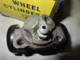 9679 AUTOLINE Delco Rear Brake Master Cylinder Wheel Pontiac #3