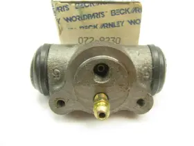 072-8230 BECK ARNLEY Rear Right Brake Master Cylinder Wheel