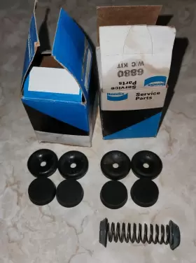Bendix 66880 Drum Brake Wheel Cylinder With C Kit 1970s 6880 New/unused Open Box