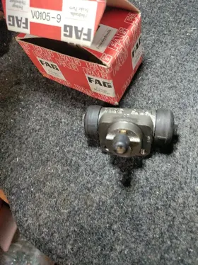 34221117104 BMW Rear Wheel Cylinder #2
