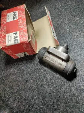 34221117104 BMW Rear Wheel Cylinder