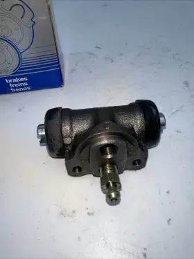 WCA102152 CARQUEST Drum Brake Master Cylinder Wheel #2