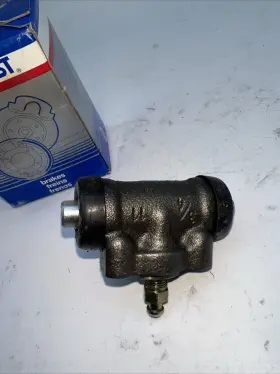 WCA102152 CARQUEST Drum Brake Master Cylinder Wheel #3