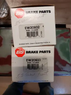 134.62056 CHEVROLET Bel Air Front Brake Wheel Cylinders Chevy