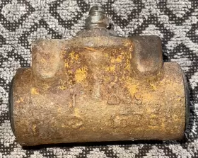 Delco Moraine 18e50 Oem Wheel Cylinder Rear Rh Lh Gm 5469245 From My Chevy Camaro 1969 Z/28 Used