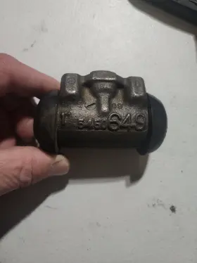 5455293 DELCO MORAINE Brake Master Cylinder Wheel Buick