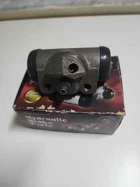 Dfc 375-11000 Drum Brake Wheel Cylinder Wcl 73615 Land Rover Defender 110