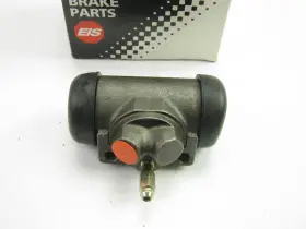 EW13388 EIS Drum Brake Master Cylinder Wheel Rear Right