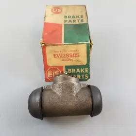 Eis Ew28805 New Wheel Cylinder Rear Right 1958-71 Ford Mercury Same As B8e2261a Eis Ew28805 New Wheel Cylinder Rear Right 1958-71 Ford Mercury Same As B8e2261a