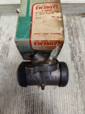 EW38077 EIS Front Rh Wheel Cylinder Delco Buick
