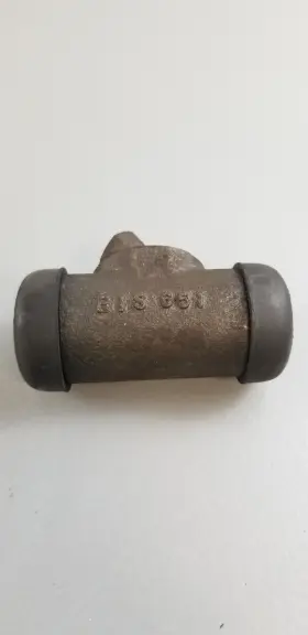 EW39948 EIS Nos Wheel Cylinder Front Right