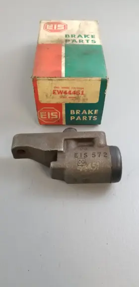 Eis Ew44451 New Nos Drum Brake Wheel Cylinder Replaces Ford C4tz-2062-d Eis Ew44451 New Nos Drum Brake Wheel Cylinder Replaces Ford C4tz-2062-d