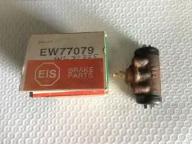 EW77079 EIS Wheel Cylinder Interchanges Raybestos