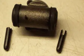 R23019A1 FAG Wheel Cylinder Opal Kadett