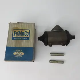 2QH-2261-A FORD Wheel Cylinder Nos