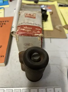 8T-2061 FORD Nos Front Brake Master Cylinder Wheel F400 #3
