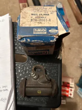 B7A-2061-A FORD Front Wheel Cylinder Nos Thunderbird