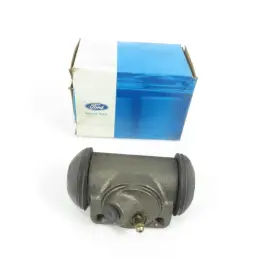 Ford C3oz-2061-c Nos 1963 1964 Fairlane Front Wheel Cylinder Rh Oem