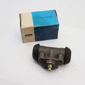 D3TZ-2262-C FORD Drum Brake Master Cylinder Wheel Rear Left