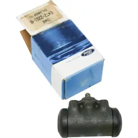 E4TZ2261B FORD Drum Brake Master Cylinder Wheel
