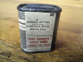 5300911 GENERAL MOTORS Brake Master Cylinder Piston Lock