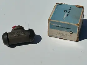 General Motors 5461450 Nos Delco Moraine W9025 Chevy Gmc Buick Oldsmobil Pontiac Wheel Cylinder General Motors 5461450 Nos Delco Moraine W9025 Chevy Gmc Buick Oldsmobil Pontiac Wheel Cylinder