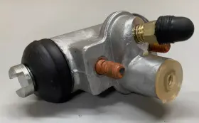 Girling 74968188 Rear Right Brake Wheel Cylinder - 43300-sb2-003 For Honda Civic And Crx Girling 74968188 Rear Right Brake Wheel Cylinder - 43300-sb2-003 For Honda Civic And Crx