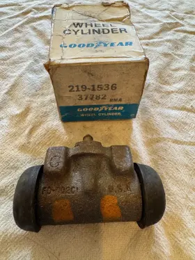 219-1536 GOODYEAR Nos Wheel Cylinder Jeep Mustang Bronco