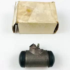 Jeep 8126693 Wheel Cylinder Front Left Brake Nos 1963-73 Gladiator Wagoneer J Se