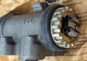 MC869460 MITSUBISHI Fuso Drum Brake Master Cylinder Wheel #3