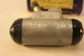 25-11310 MIYACO Front Right Brake Master Cylinder Wheel 1300 #3