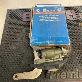 44100-E8700 MIYACO Right Rear Brake Master Cylinder Wheel