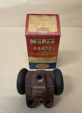 Mopar 1811530 Nos Wheel Cylinder Assembly Chrysler Dodge Plymouth