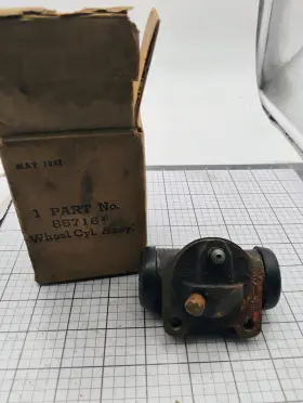 857161 MOPAR Cpd Wheel Cylinder Nos