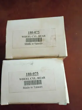 180-075 MOSS MOTORS Rear Wheel Cylinders Td Tf Great Mga