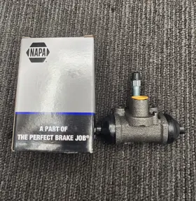 37787 NAPA Drum Brake Master Cylinder Wheel Chrysler Dodge