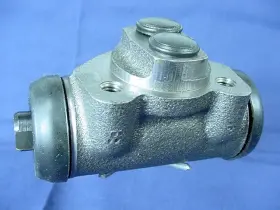 Qualitee International 67-75-030 Drum Brake Wheel Cylinder For 76 77 78 79 80 81 Arrow Left/right Rear