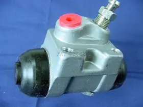67-82-060 QUALITEE INTERNATIONAL Brake Master Cylinder Wheel