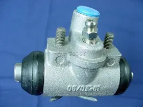 6772040 QUALITEE INTERNATIONAL Brake Master Cylinder Wheel