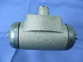 6774160 QUALITEE INTERNATIONAL Drum Brake Master Cylinder 626 #2