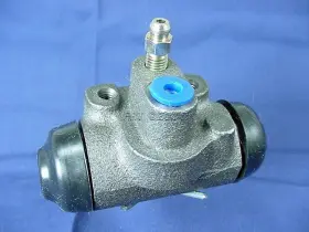 6774220 QUALITEE INTERNATIONAL Drum Brake Master Cylinder 626