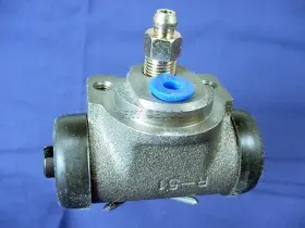 6775150 QUALITEE INTERNATIONAL Drum Brake Master Cylinder 2WD